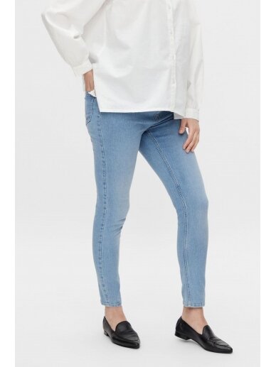 Mlamy maternity jeans by Mama;licious 1